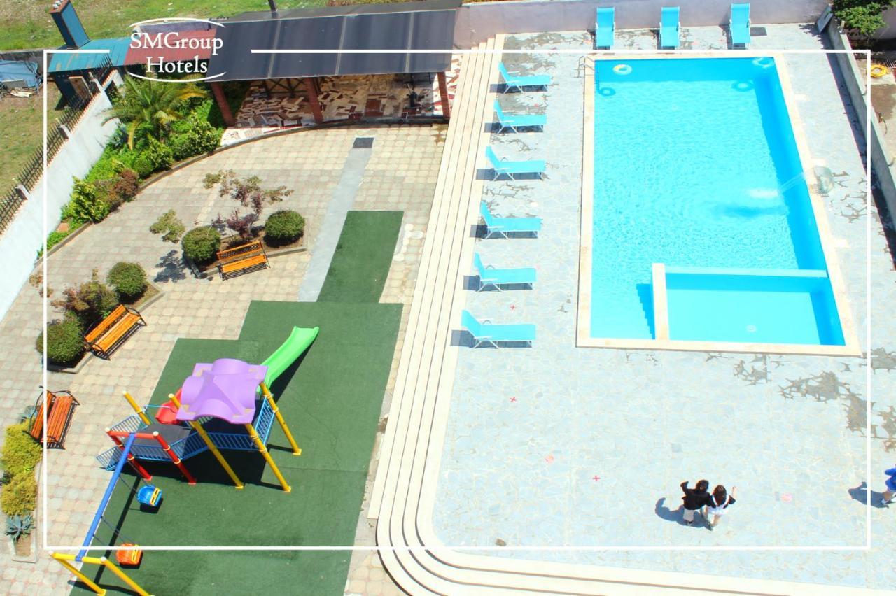 Samni Hotel Уреки Экстерьер фото