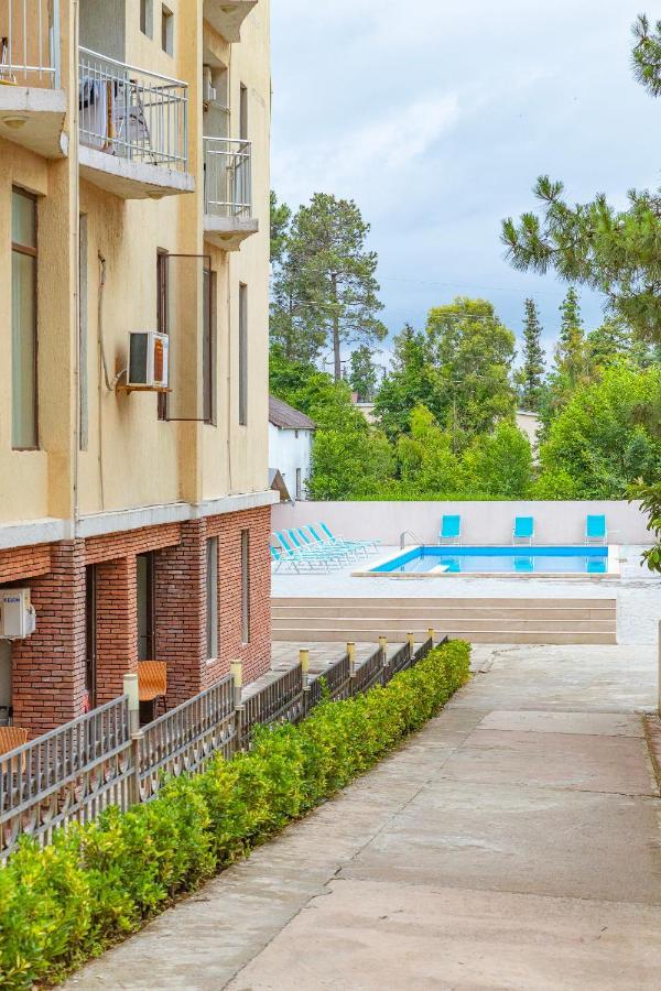 Samni Hotel Уреки Экстерьер фото