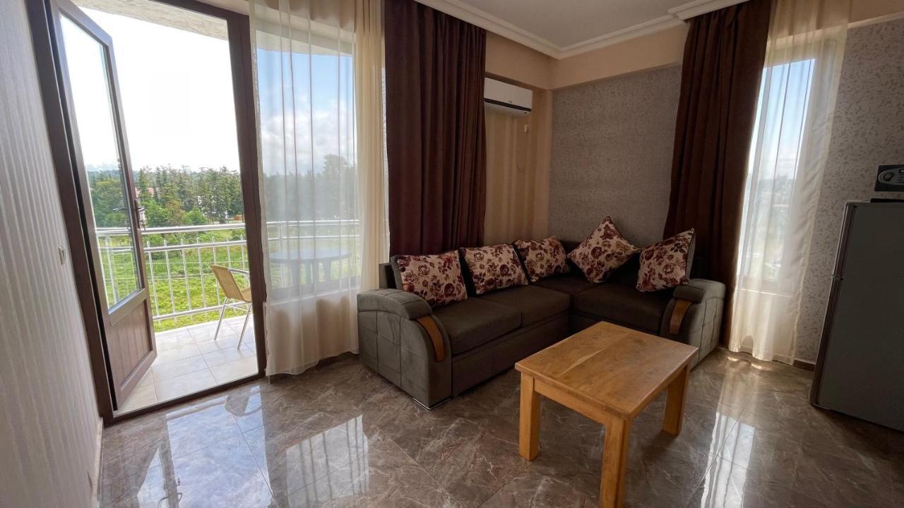 Samni Hotel Уреки Экстерьер фото