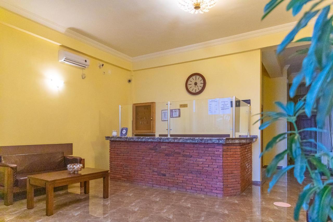 Samni Hotel Уреки Экстерьер фото