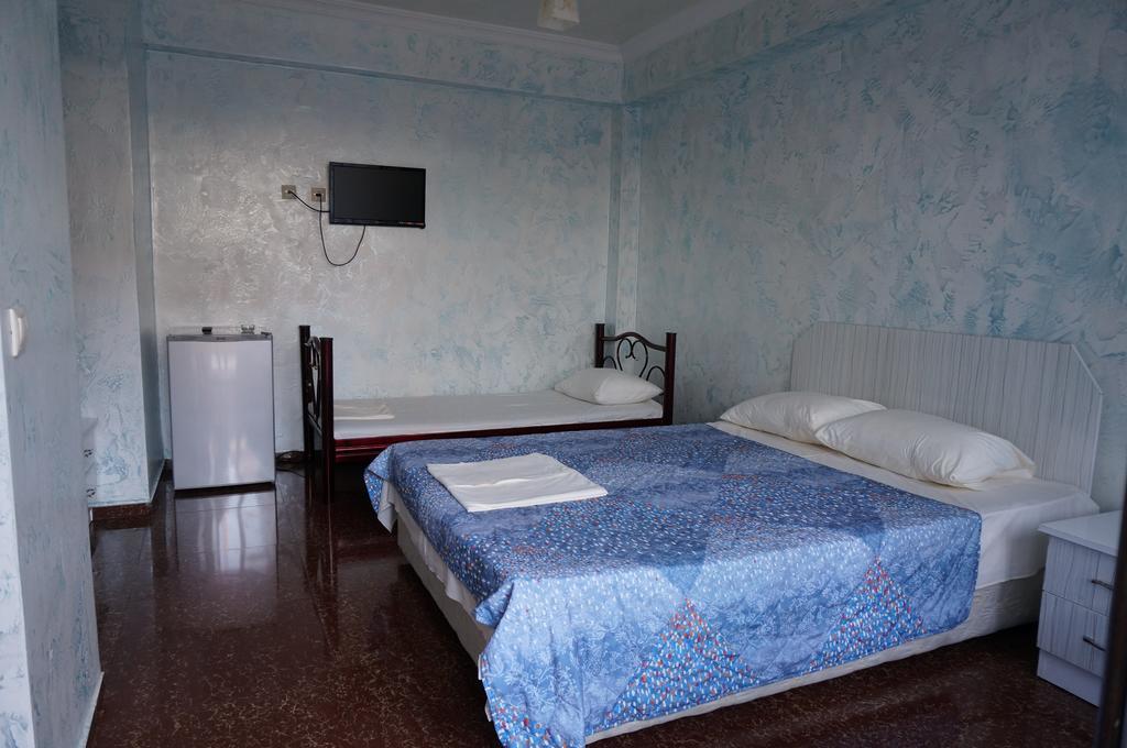 Samni Hotel Уреки Номер фото
