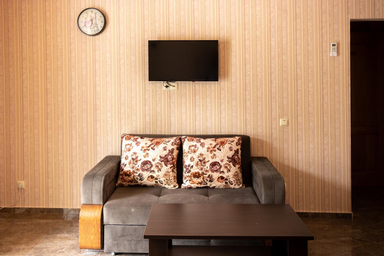 Samni Hotel Уреки Экстерьер фото